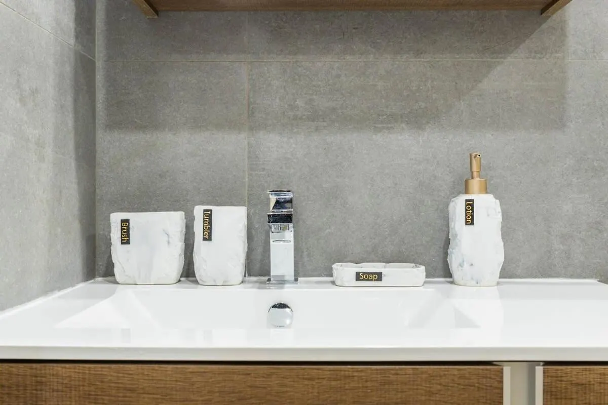 1597-1 Large Studio In The Unit Prime Ues Нью-Йорк