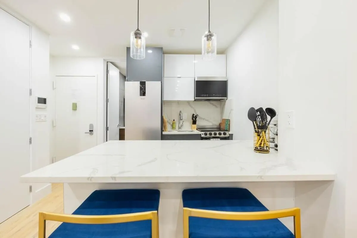 1597-1 Large Studio In The Unit Prime Ues New York 0*,  United States